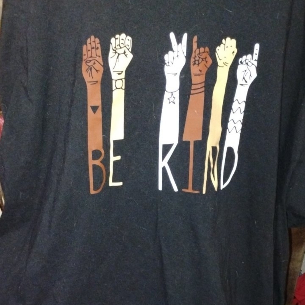 Be Kind Graphic Women's Tee - Black
